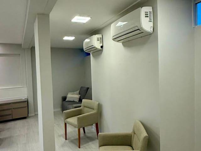 Sala para alugar, no bairro Alto da Serra em Petrópolis