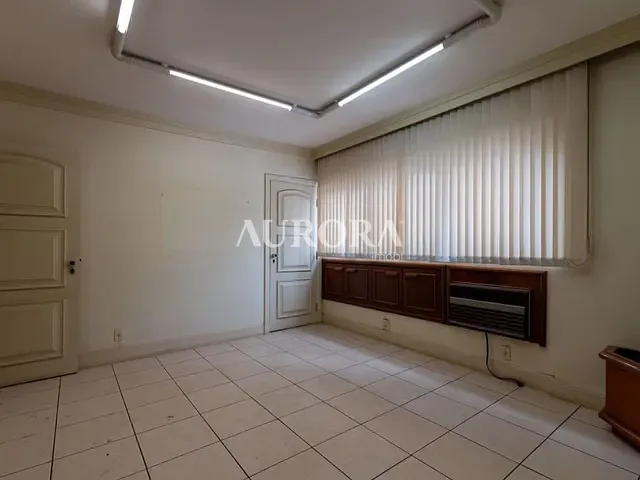 Sala com 162m², à venda, no bairro Jardim Higienopolis em Londrina