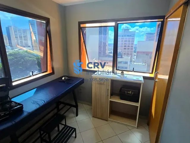Sala com 51m², à venda, no bairro Centro em Londrina