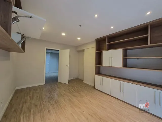 Sala para alugar, no bairro Centro em Petrópolis
