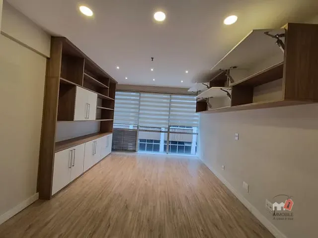 Sala para alugar, no bairro Centro em Petrópolis