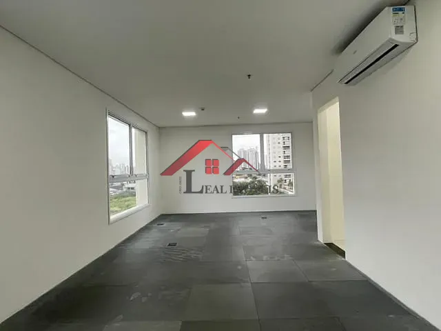 Sala com 38m², para alugar, no bairro Jardim em Santo André