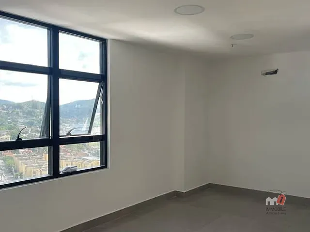 Sala para alugar, no bairro Centro em Três Rios
