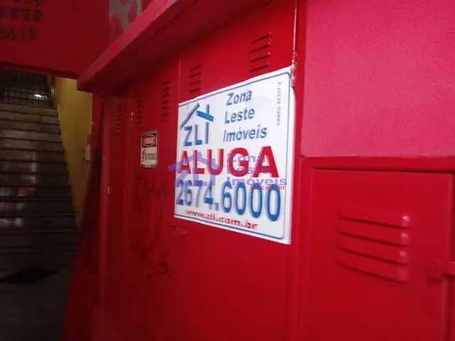 Sala com 20m², para alugar, no bairro Vila Ivone em São Paulo