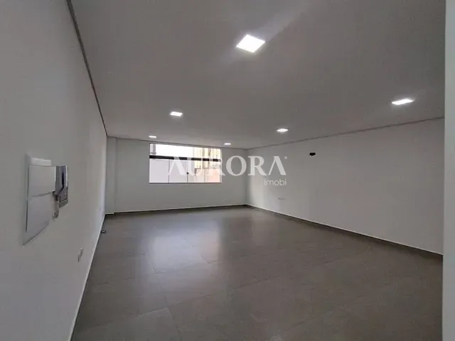 Sala com 54m², para alugar, no bairro Jardim America em Londrina