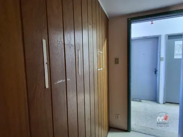Sala para alugar, no bairro Centro em Petrópolis