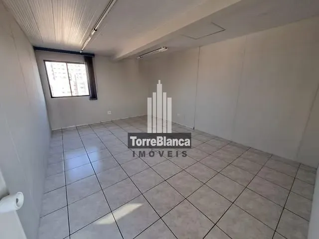 Sala com 169m², à venda, no bairro Centro em Ponta Grossa