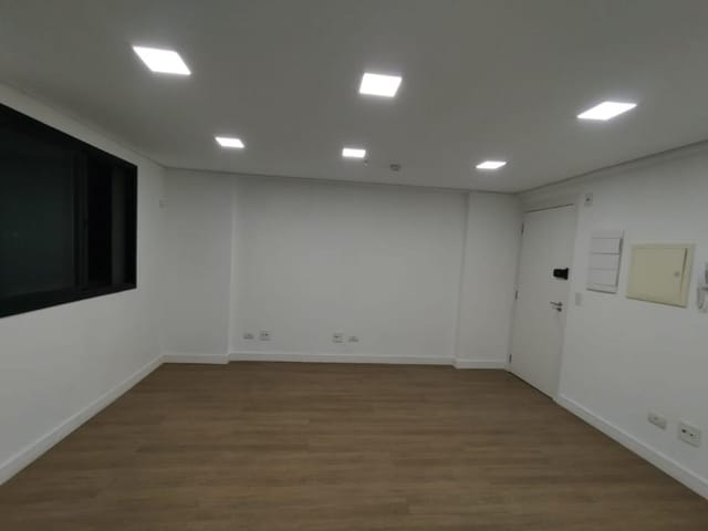 Sala para alugar, no bairro Centro em Curitiba