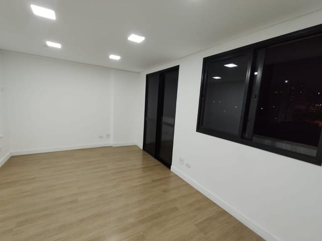 Sala para alugar, no bairro Centro em Curitiba