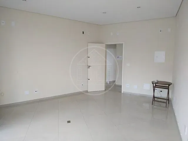 Sala com 44m², para alugar, no bairro Vila Emir em São Paulo
