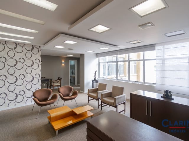 Sala à venda, no bairro Centro em Curitiba
