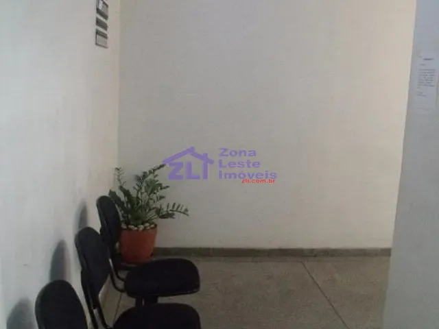 Sala com 38m², para alugar, no bairro Vila Carrão em São Paulo