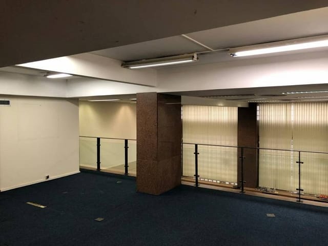Prédio com 675m², à venda, no bairro Centro em Rio De Janeiro