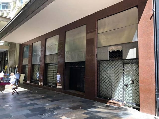 Prédio com 675m², à venda, no bairro Centro em Rio De Janeiro