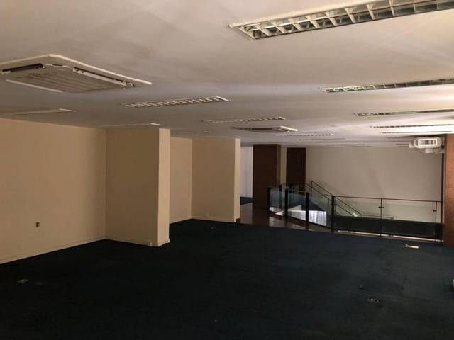 Prédio com 675m², à venda, no bairro Centro em Rio De Janeiro