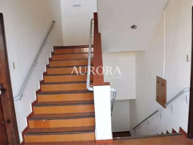 Sala com 260m², para alugar, no bairro Jardim Shangri-Lá A em Londrina