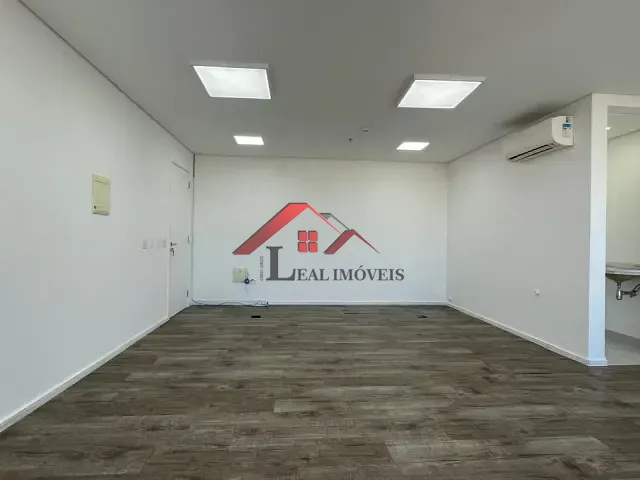 Sala com 37m², para alugar, no bairro Campestre em Santo André