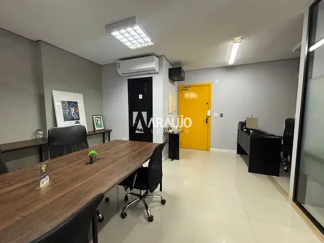 Sala para alugar, no bairro Centro em Navegantes