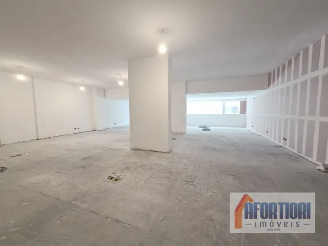 Sala para alugar, no bairro Batel em Curitiba