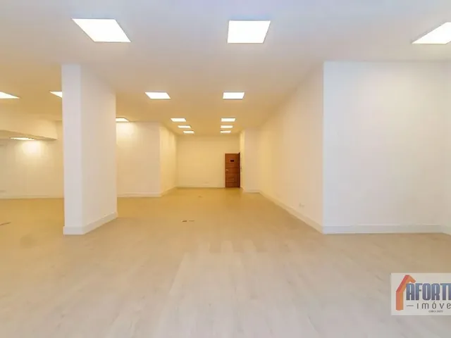 Sala para alugar, no bairro Batel em Curitiba