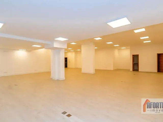 Sala para alugar, no bairro Batel em Curitiba
