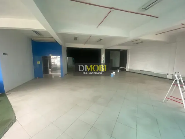Sala com 700m², para alugar, no bairro COHAB C em Gravataí