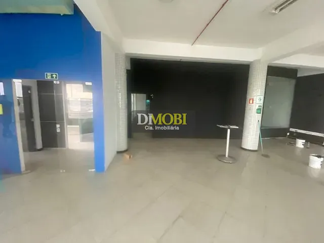 Sala com 700m², para alugar, no bairro COHAB C em Gravataí