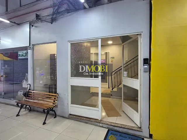 Sala com 25m², à venda ou para alugar, no bairro Centro em Gravataí