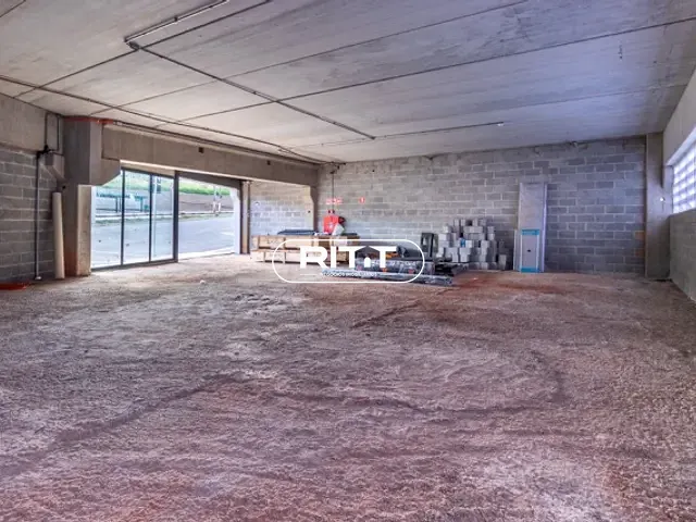 Sala com 200m², para alugar, no bairro Bela Vista em Paulínia