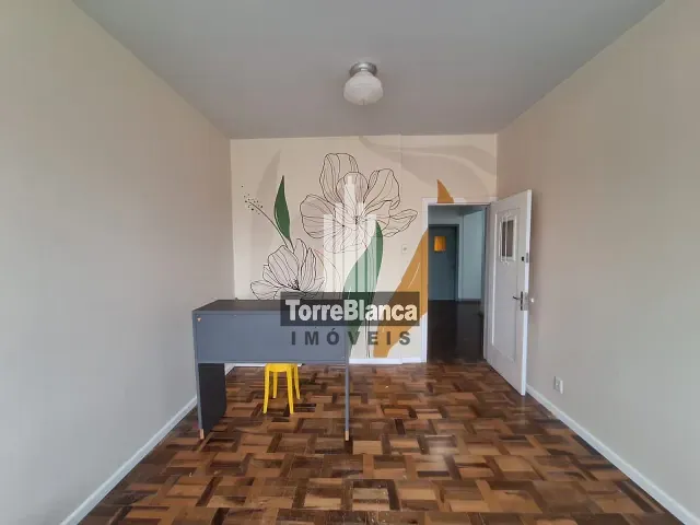 Sala com 26m², para alugar, no bairro Centro em Ponta Grossa
