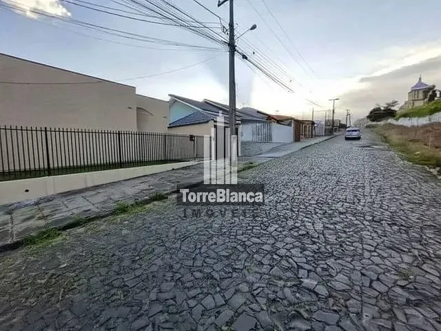 Casa com 100m², para alugar, no bairro Nova Rússia em Ponta Grossa