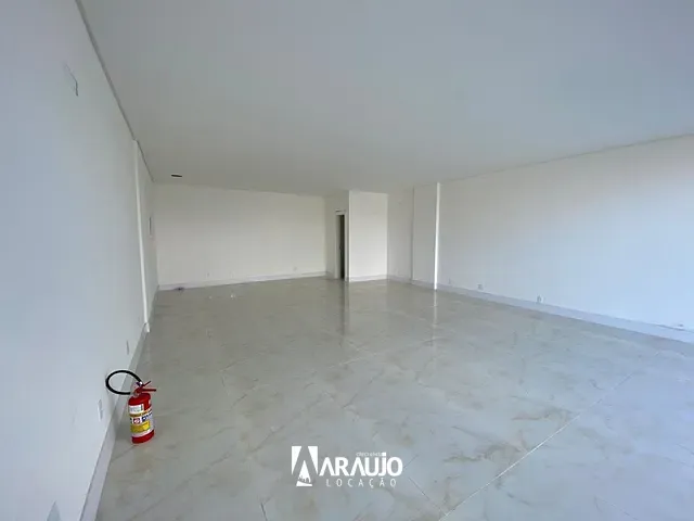 Sala para alugar, no bairro Centro em Itajaí