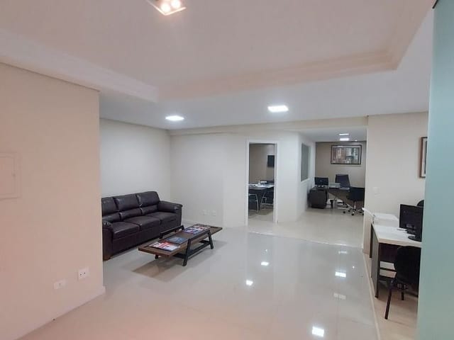 Sala à venda, no bairro Centro em Curitiba