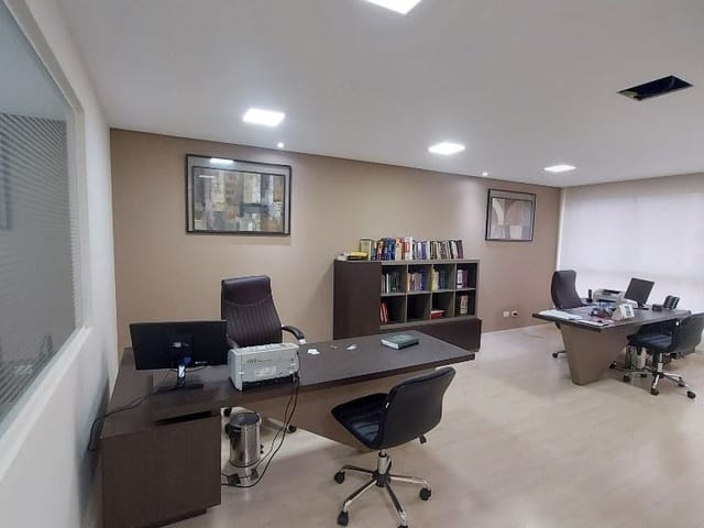 Sala à venda, no bairro Centro em Curitiba