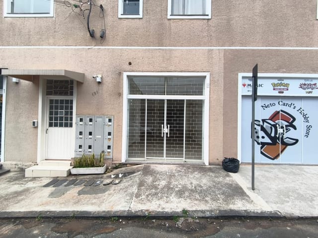 Locação - Sala Comercial, 40 m², 2 banheiros, Localização privilegiada, Centro.