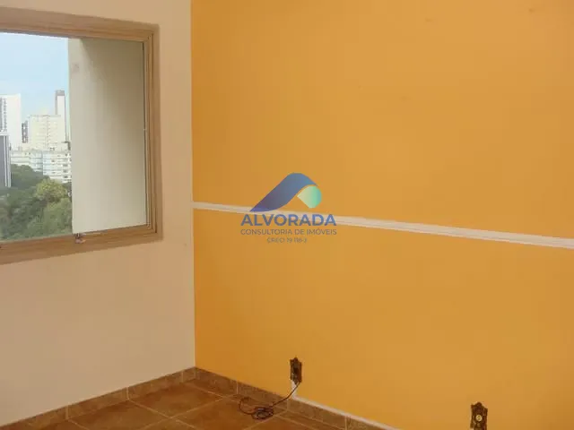 Sala com 32m², à venda ou para alugar, no bairro Centro em São José dos Campos