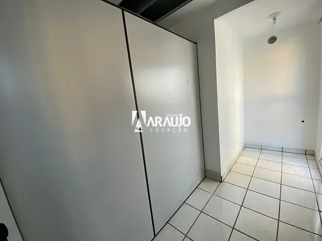 Sala para alugar, no bairro Centro em Itajaí