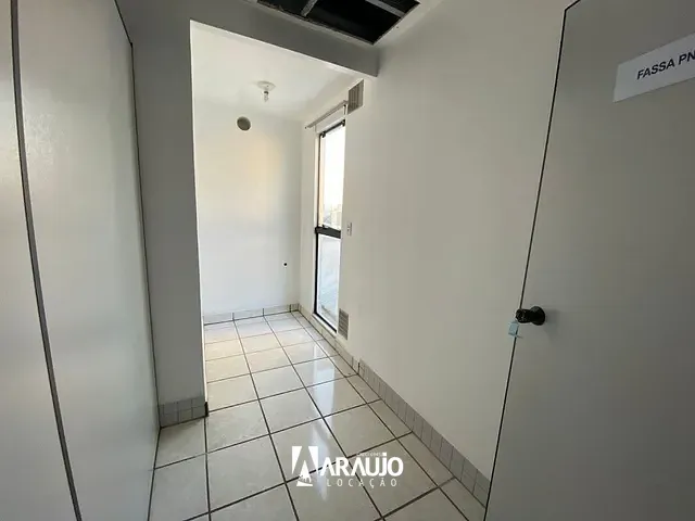 Sala para alugar, no bairro Centro em Itajaí