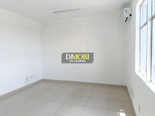 Sala à venda ou para alugar, no bairro Vila Imbui em Cachoeirinha