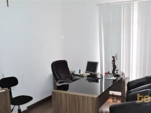 Sala à venda, no bairro Centro em Curitiba