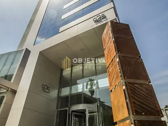 Sala à venda, no bairro Independência em Porto Alegre
