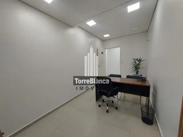 Sala com 10m², para alugar, no bairro Centro em Ponta Grossa