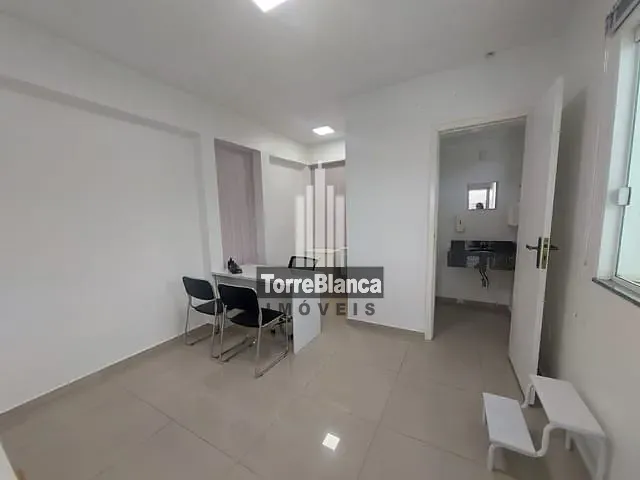 Sala com 85m², para alugar, no bairro Centro em Ponta Grossa