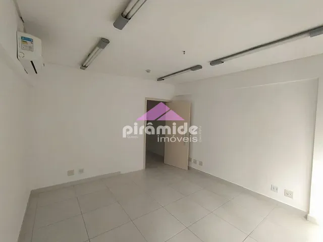 Sala com 33m², para alugar, no bairro Jardim Aquarius em São José dos Campos