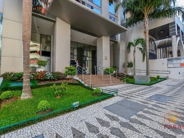 Sala à venda, no bairro Batel em Curitiba