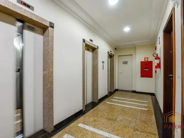 Sala à venda, no bairro Batel em Curitiba