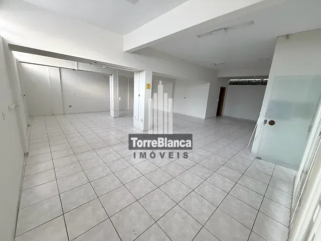 Sala com 96m², para alugar, no bairro Centro em Ponta Grossa