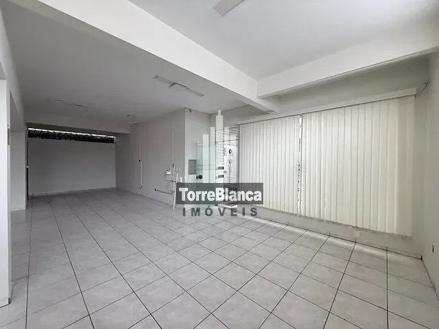 Sala com 96m², para alugar, no bairro Centro em Ponta Grossa