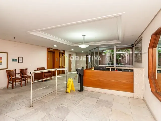 Sala à venda, no bairro Moinhos de Vento em Porto Alegre