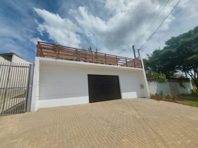 Locação - Sala Comercial, 100 m², 2 vagas, 1 banheiro, Contorno.